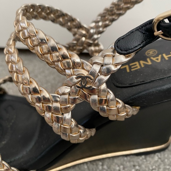 Authentic Chanel gold sandals wedge heel 35.5 - Picture 5 of 8